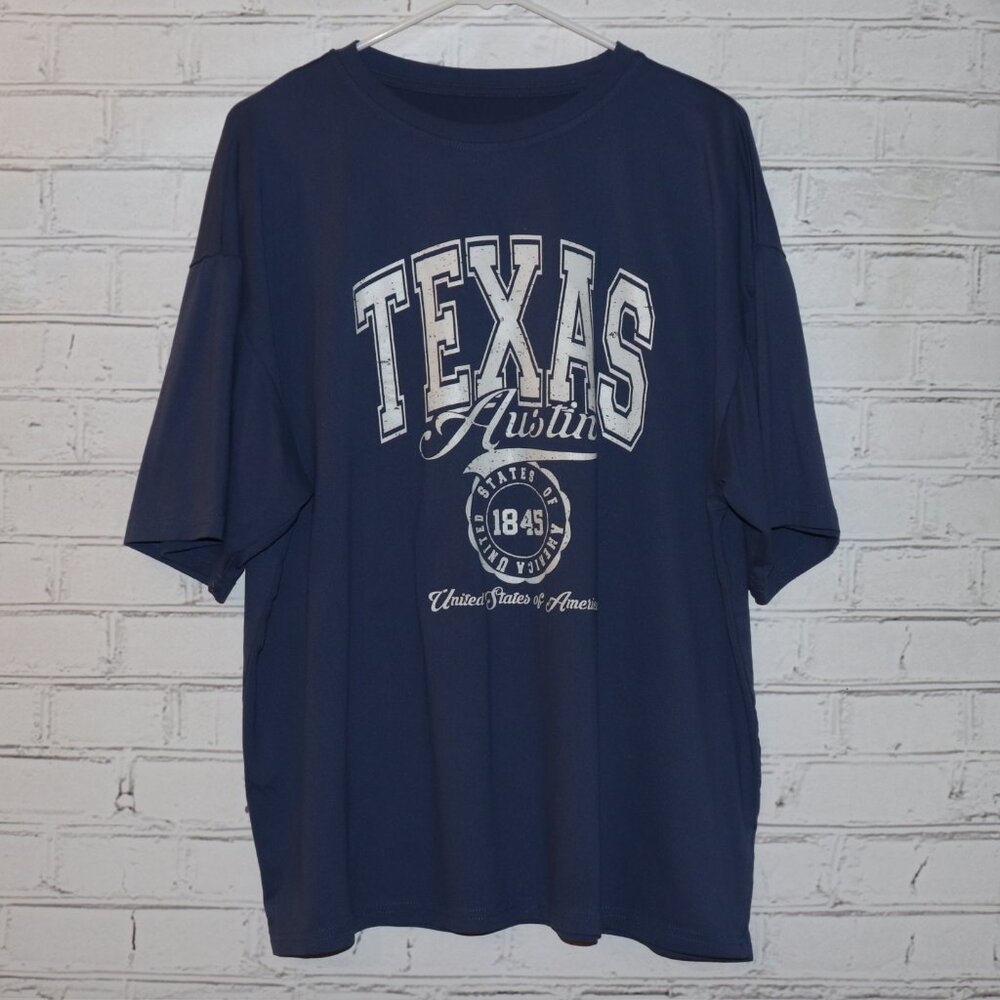 ⭐ Shein Graphic Tee · Women’s Medium · Navy · Austin, Texas Soft + easygoing